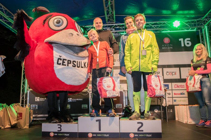 gal/2016/16_Night Run PHA/19.jpg